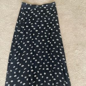 Aritzia Wilfred Midi Skirt Size 4